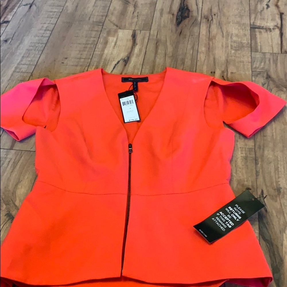 Bcbgmaxazria top.